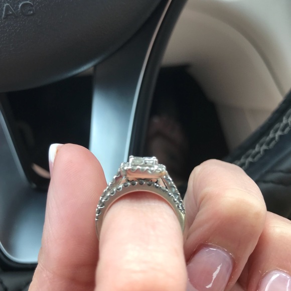 Wedding Set - Picture 2 of 8